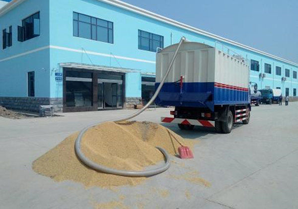 （19方）自吸自排散装粮食运输车