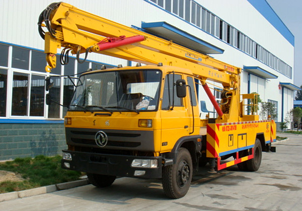 东风153高空作业车