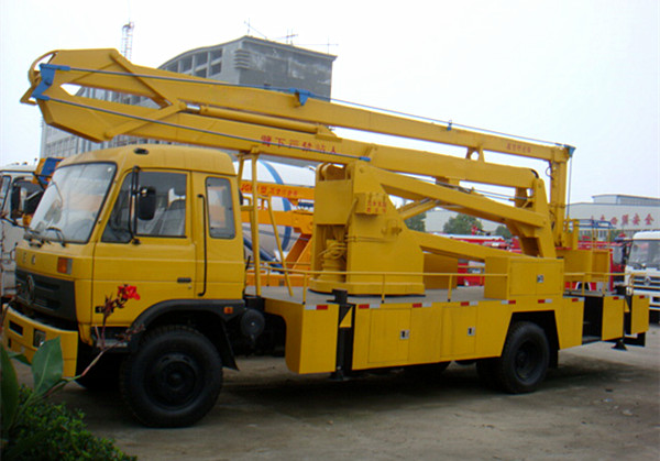 东风153高空作业车
