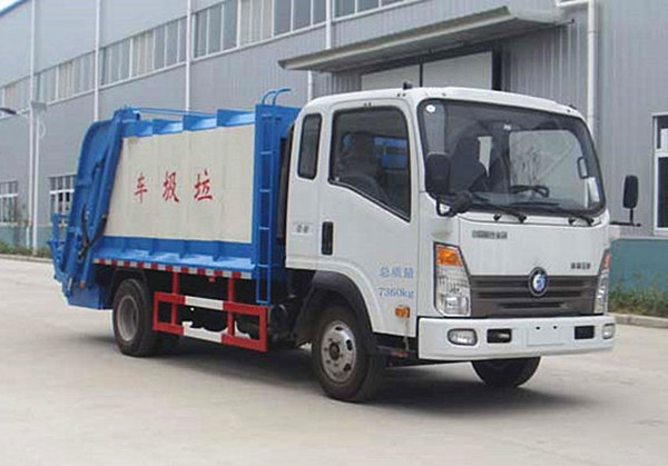 重汽王牌5方压缩垃圾车