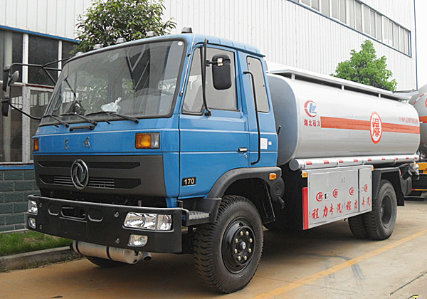 （12方）东风145运油车