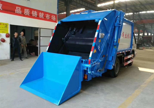 福田3方压缩式垃圾车
